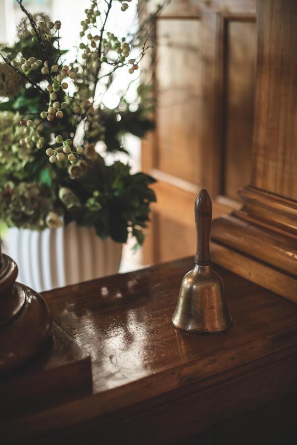 Cedar House Bed and Breakfast Gisborne Buitenkant foto