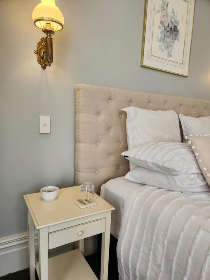 Cedar House Bed and Breakfast Gisborne Buitenkant foto