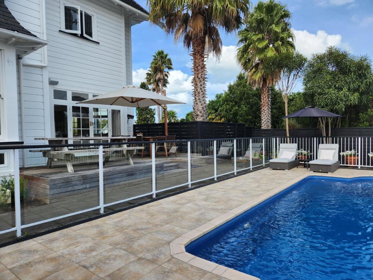 Cedar House Bed and Breakfast Gisborne Buitenkant foto